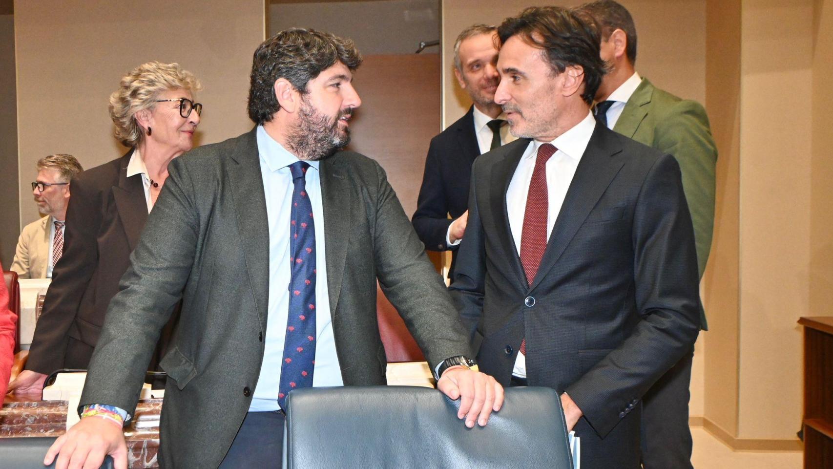 El PP critica la  pinza política  de Vox, PSOE y Podemos, por tumbar el decreto de las 25.000 viviendas:  Forman el problema 