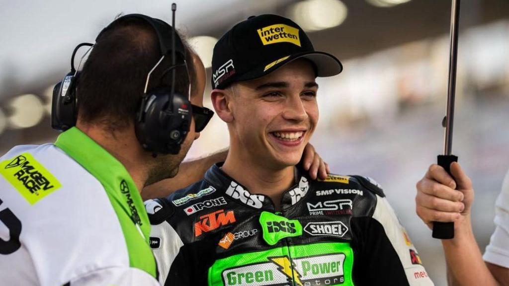 Noah Detwiller, en la parrilla antes de un gran premio.