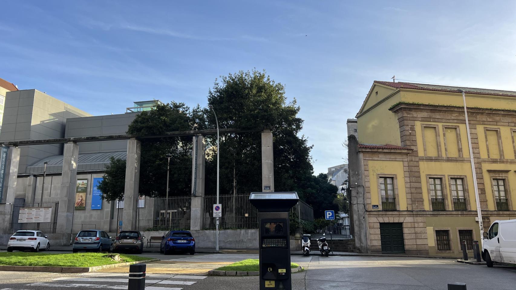 Imagen de una calle de A Coruña esta mañana.