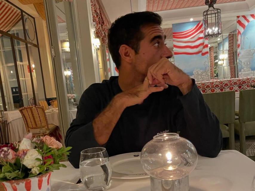 Alberto Herrera y su mujer se han escapado a un exclusivo hotel de la Costa del Sol.