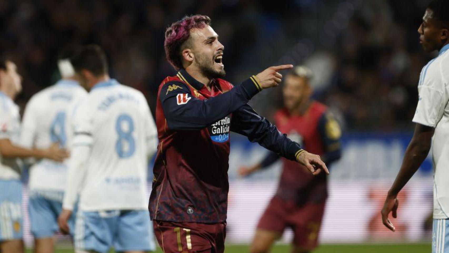 Mella celebra el segundo del Deportivo.