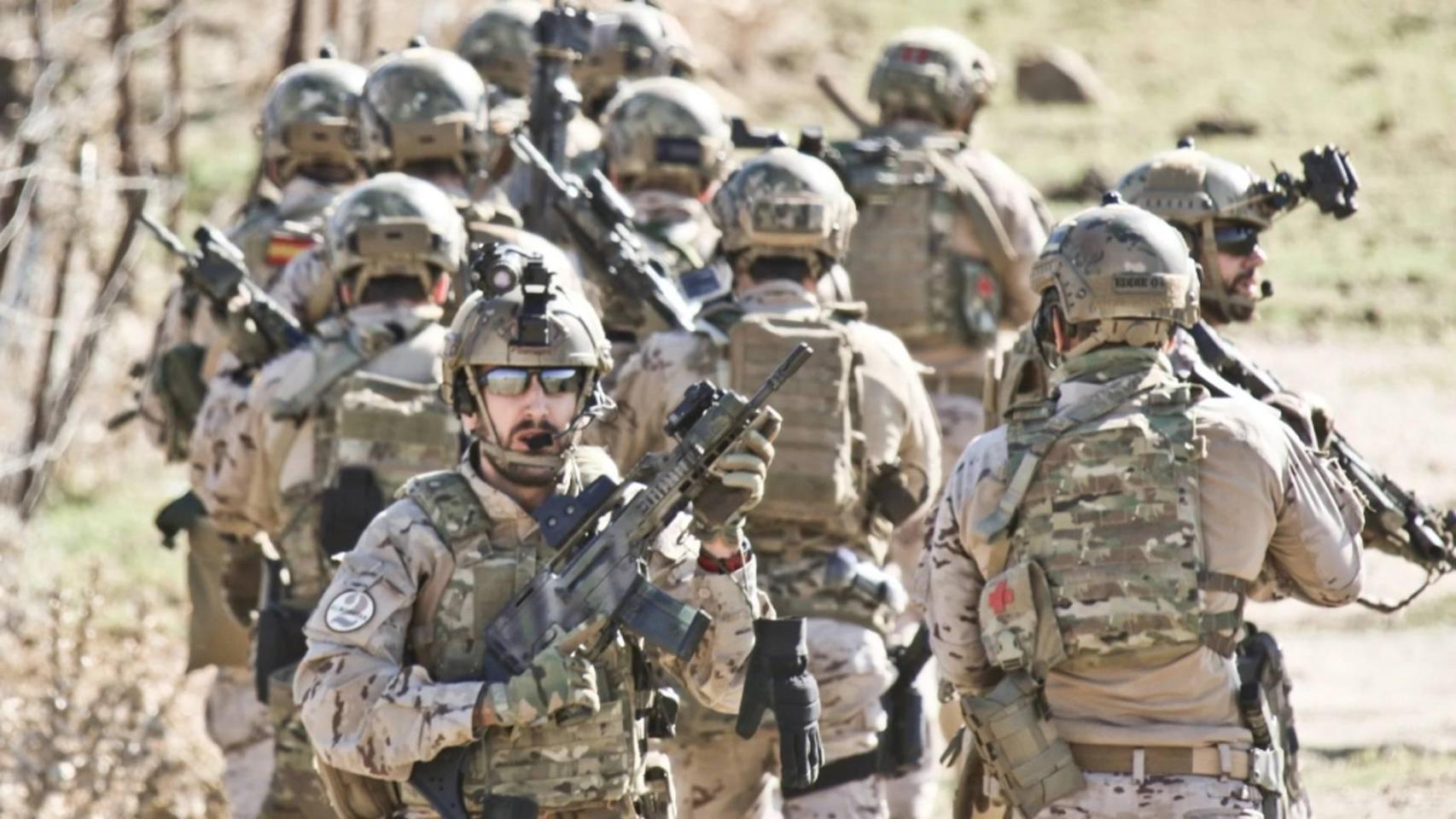 Miembros de la Fuerza de Guerra Naval Especial, durante unos ejercicios.