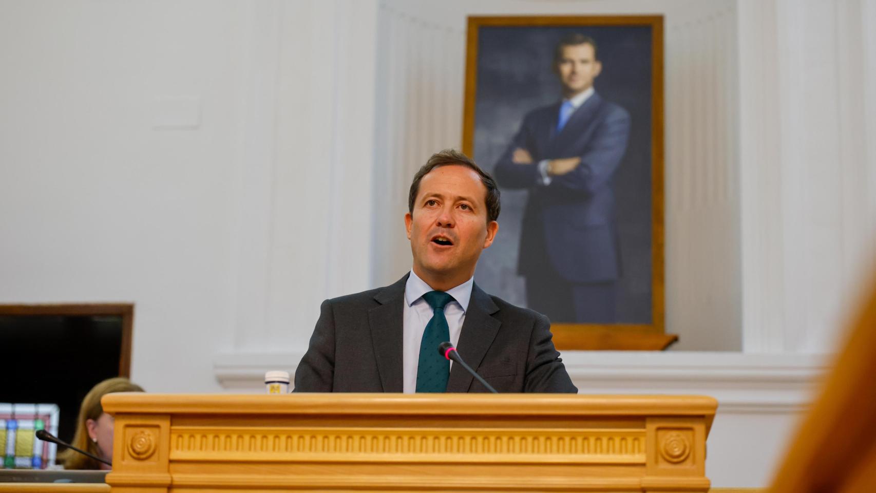 Carlos Velázquez, alcalde de Toledo, durante su discurso.