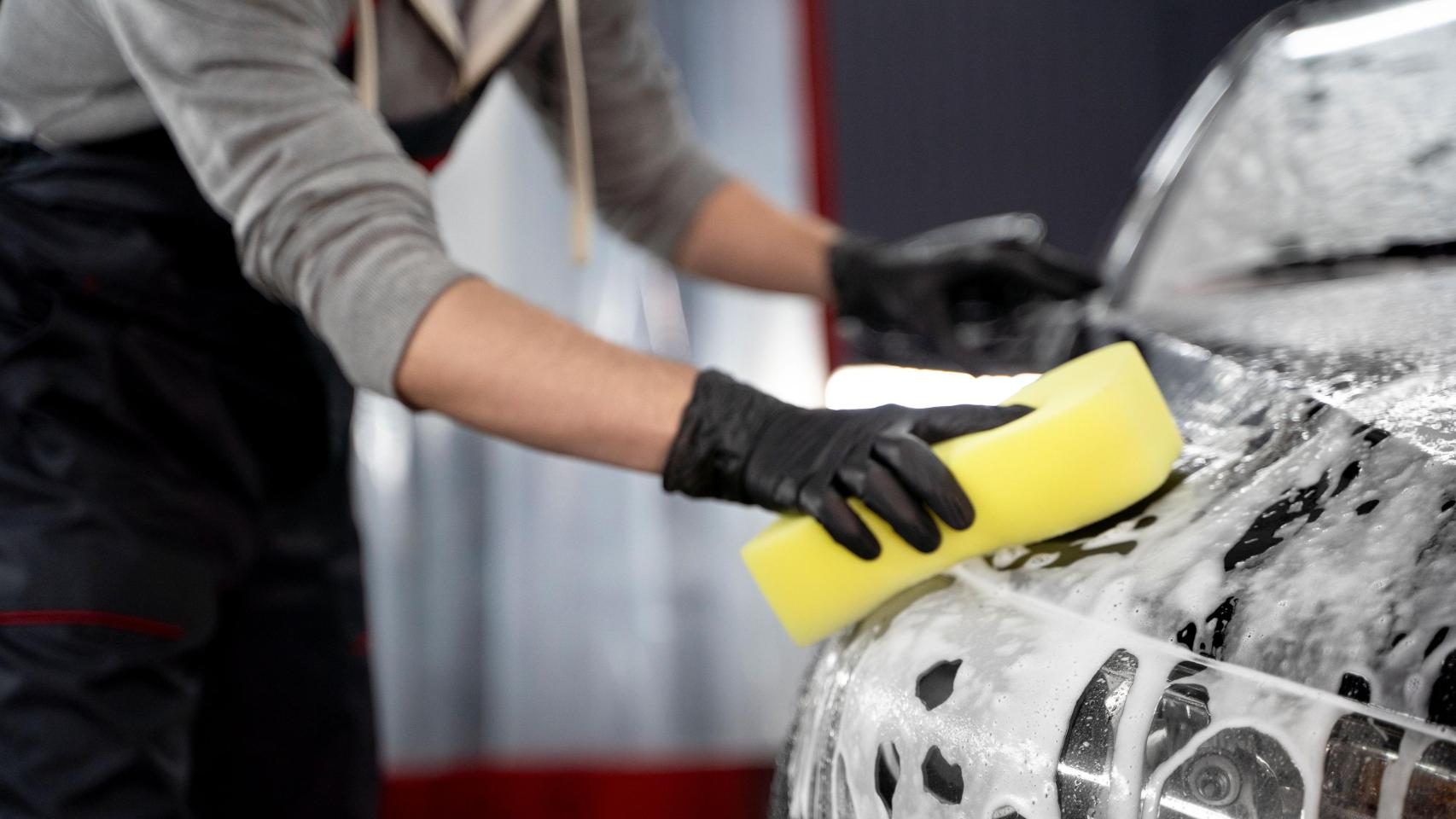 Un empresario de lavado de coches revela cuánto dinero se recauda por mes en España