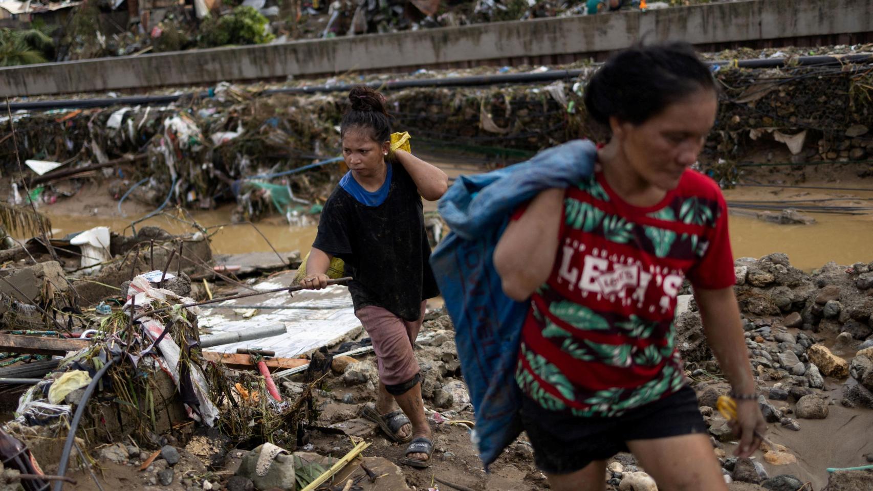 Así ha quedado la provincia de Cebú tras el paso del tifón Kalmaegi.