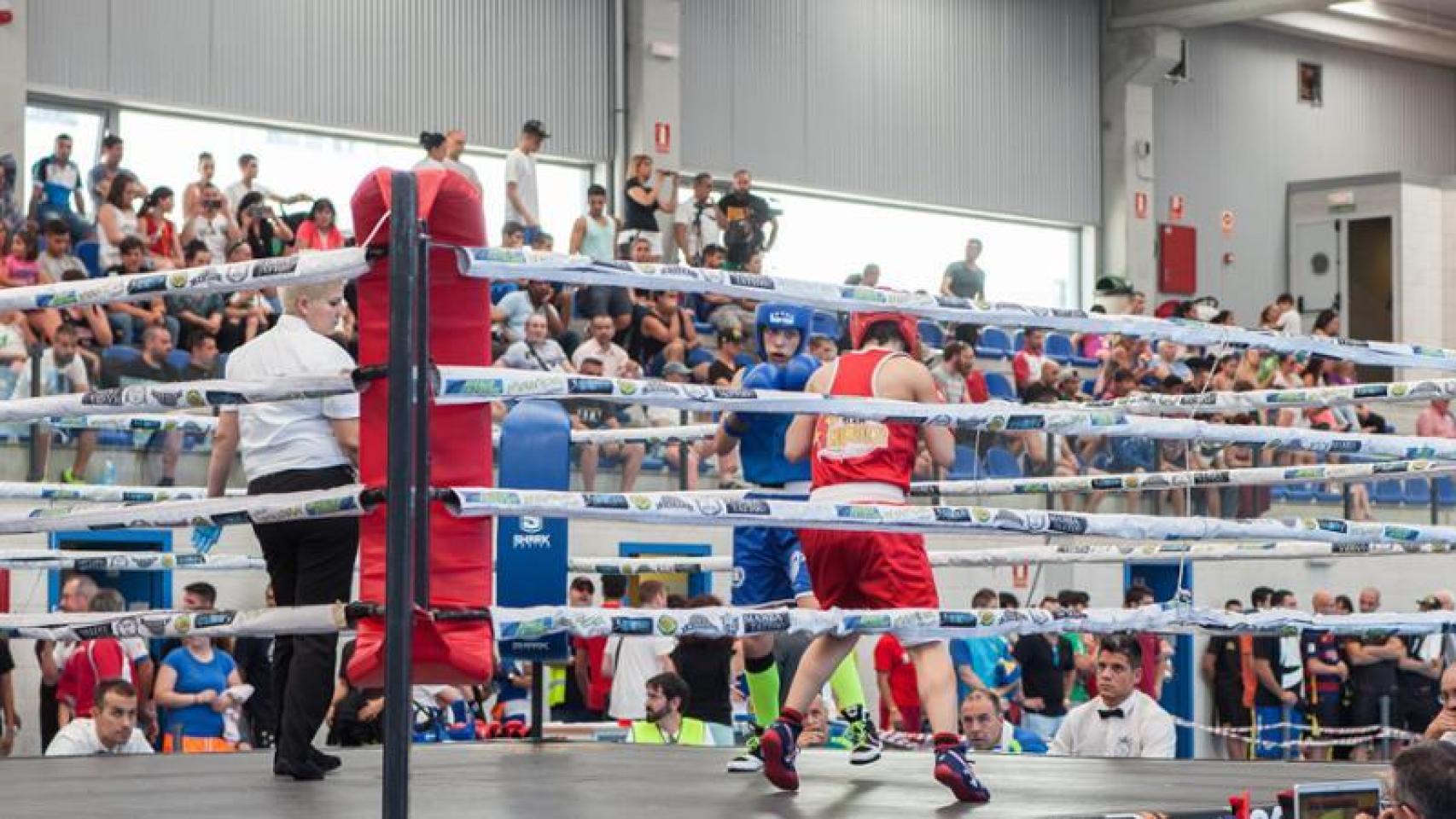 A Coruña se convierte hasta final de año en el epicentro del boxeo en Galicia con tres veladas