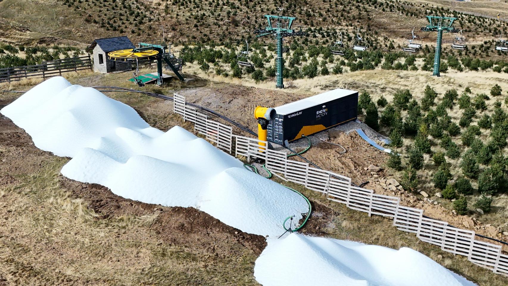 Nieve generada a través de las Snowfactories.