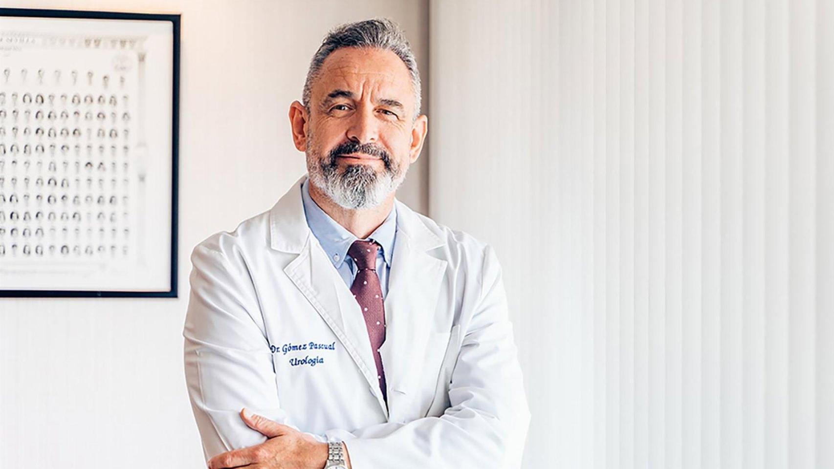 El doctor José Ángel Gómez Pascual, jefe de Servicio de Urología del Hospital Quirónsalud Málaga.