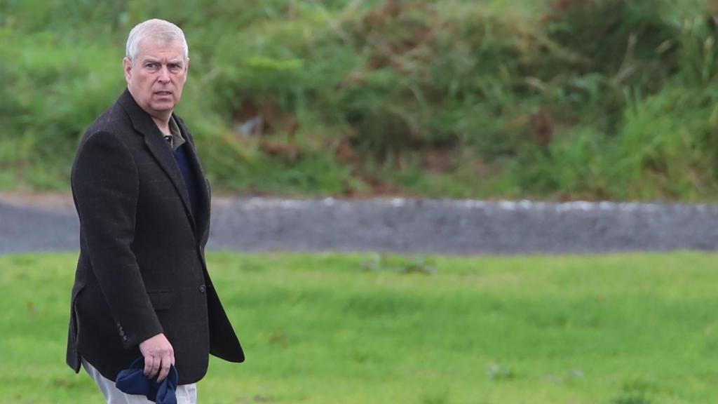 El ex príncipe Andrés recibirá una compensación económica como compensación por reubicación.