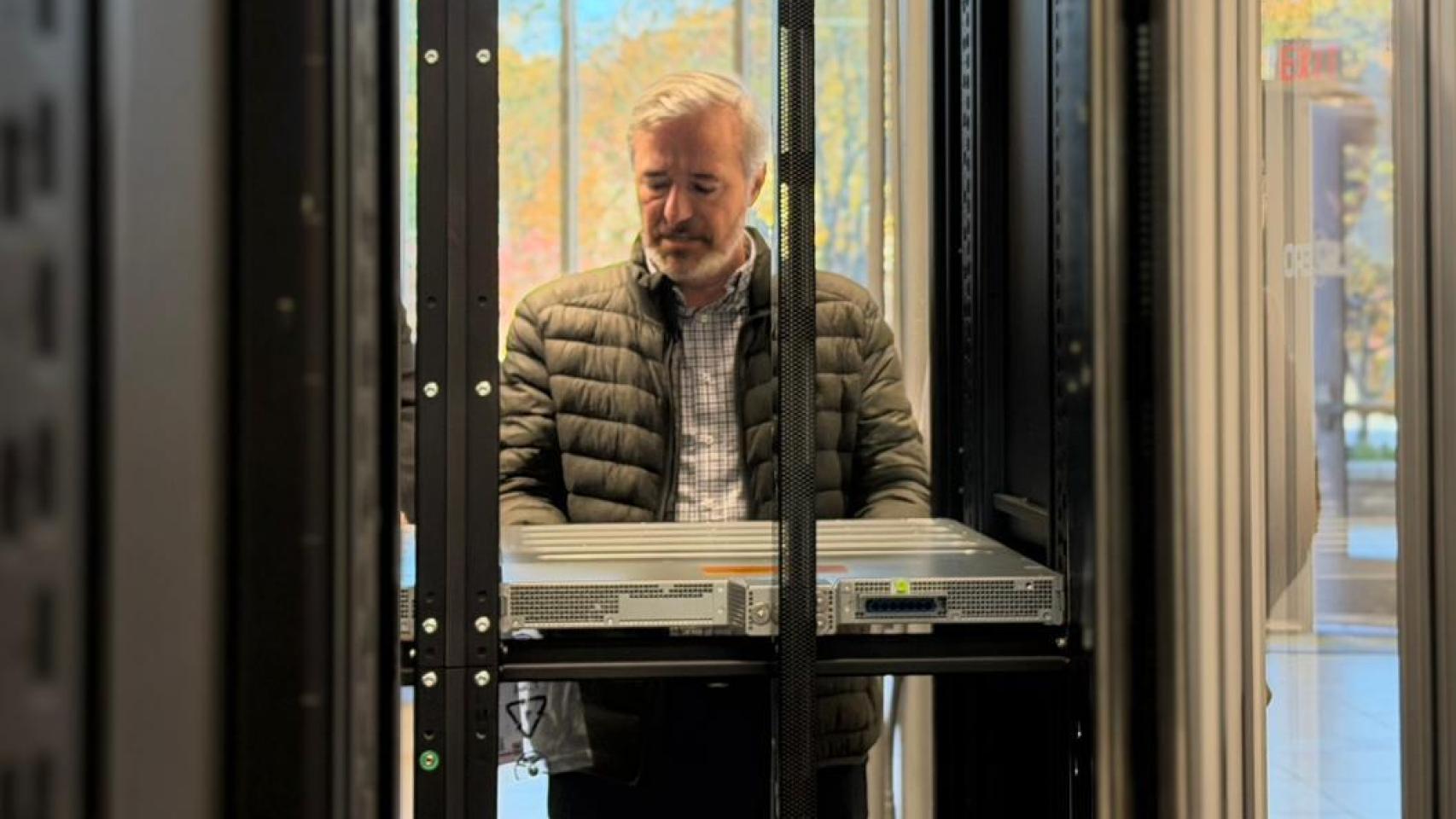 Jorge Azcón, en las instalaciones de Microsoft en Leesburg (Virginia)