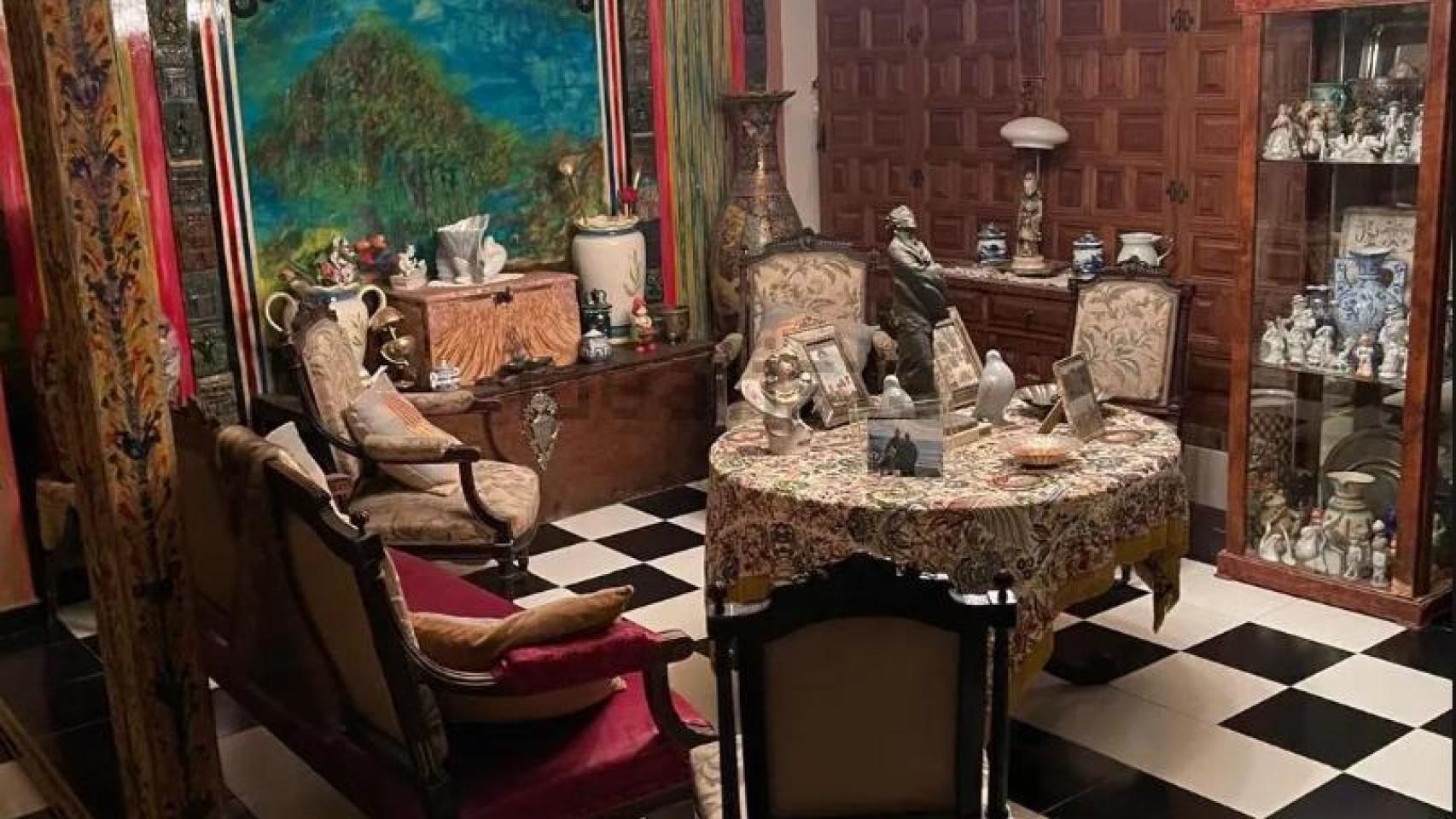 Uno de los salones de la vivienda.