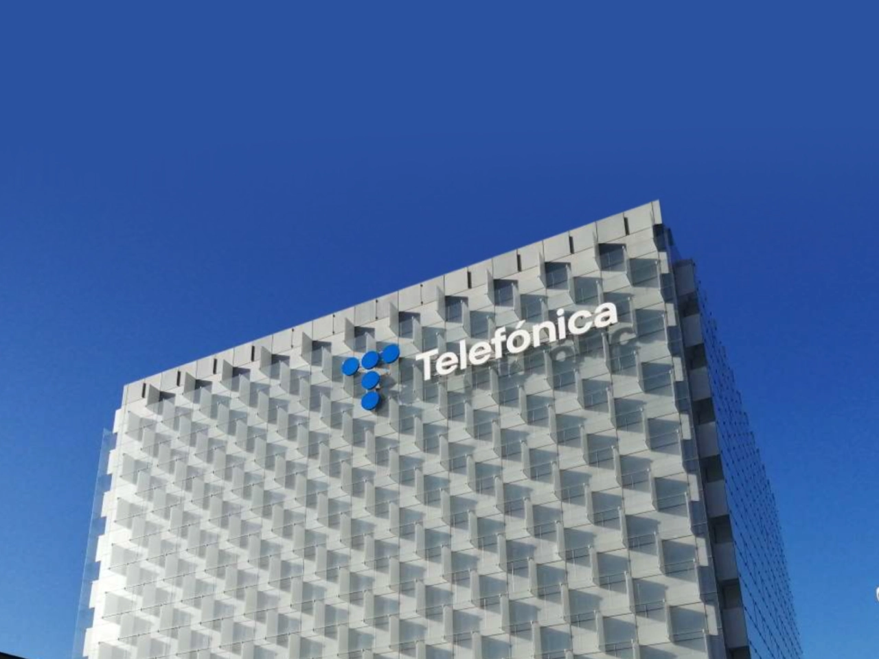 Distrito Telefónica, sede central de la multinacional española Telefónica en Madrid