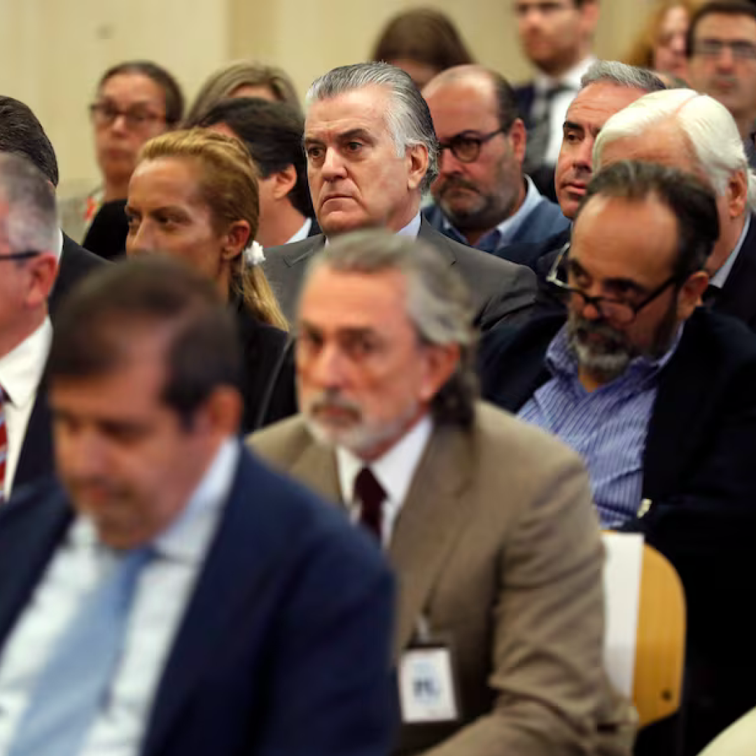 Francisco Correa, Pablo Crespo y Luis Bárcenas durante la celebración del juicio por el caso Gürtel