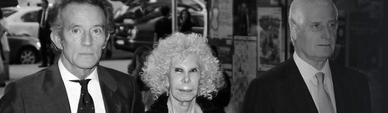 La duquesa de Alba junto a su marido y su hijo en una imagen de 2012 