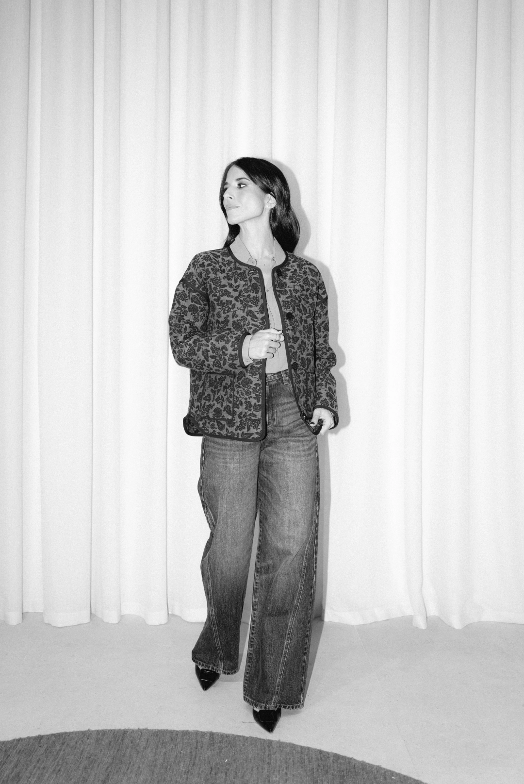 Foto cinco de Laura Corsini con el look dos