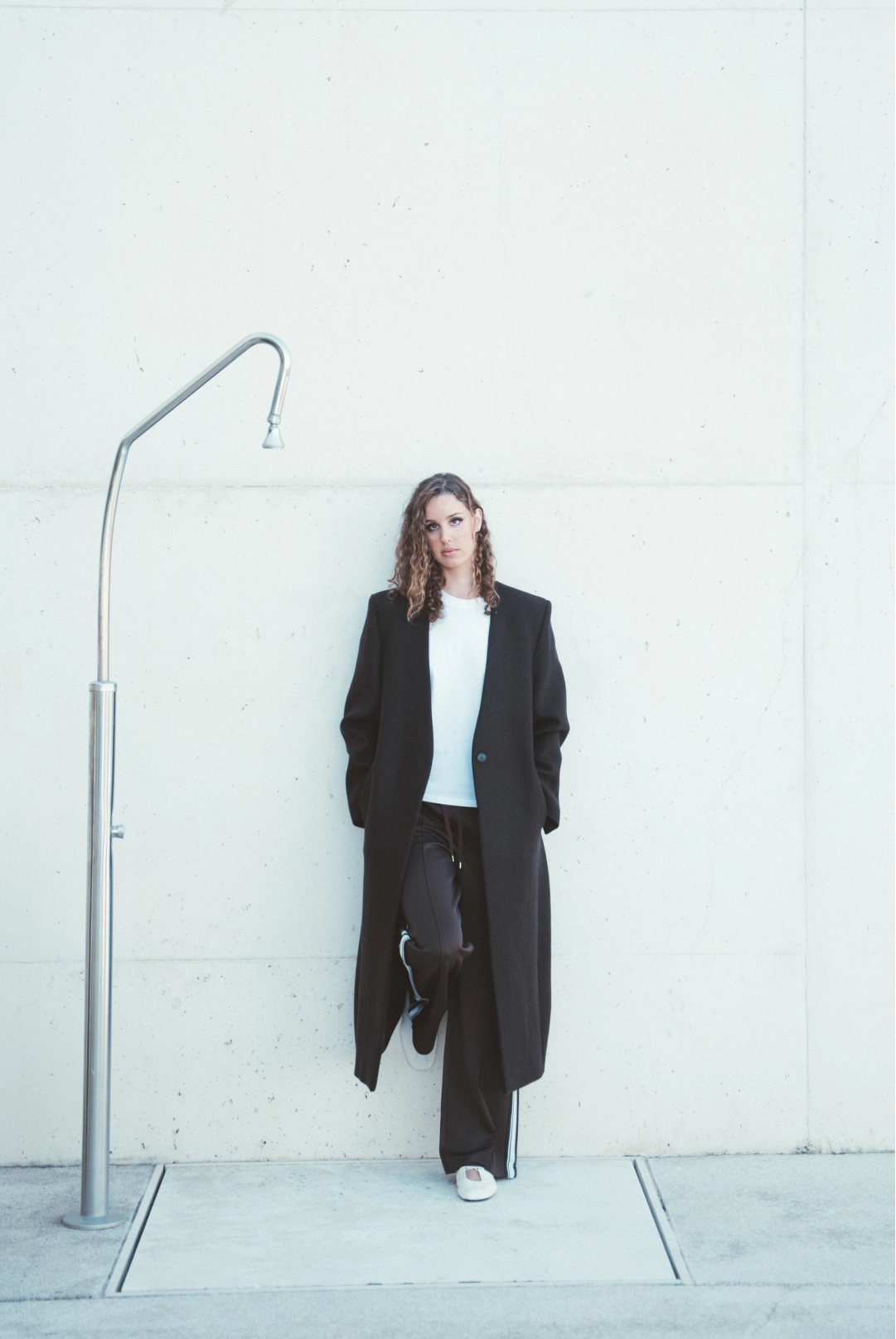 Foto cuatro de Iris Tió con el look tres