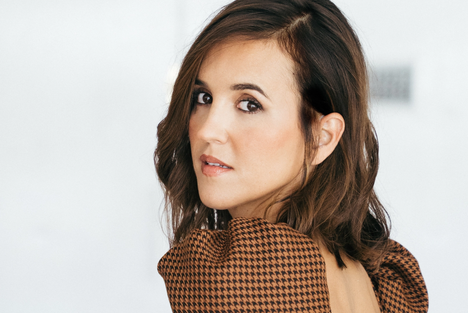 Foto uno de Virginia Pozo con el look tres