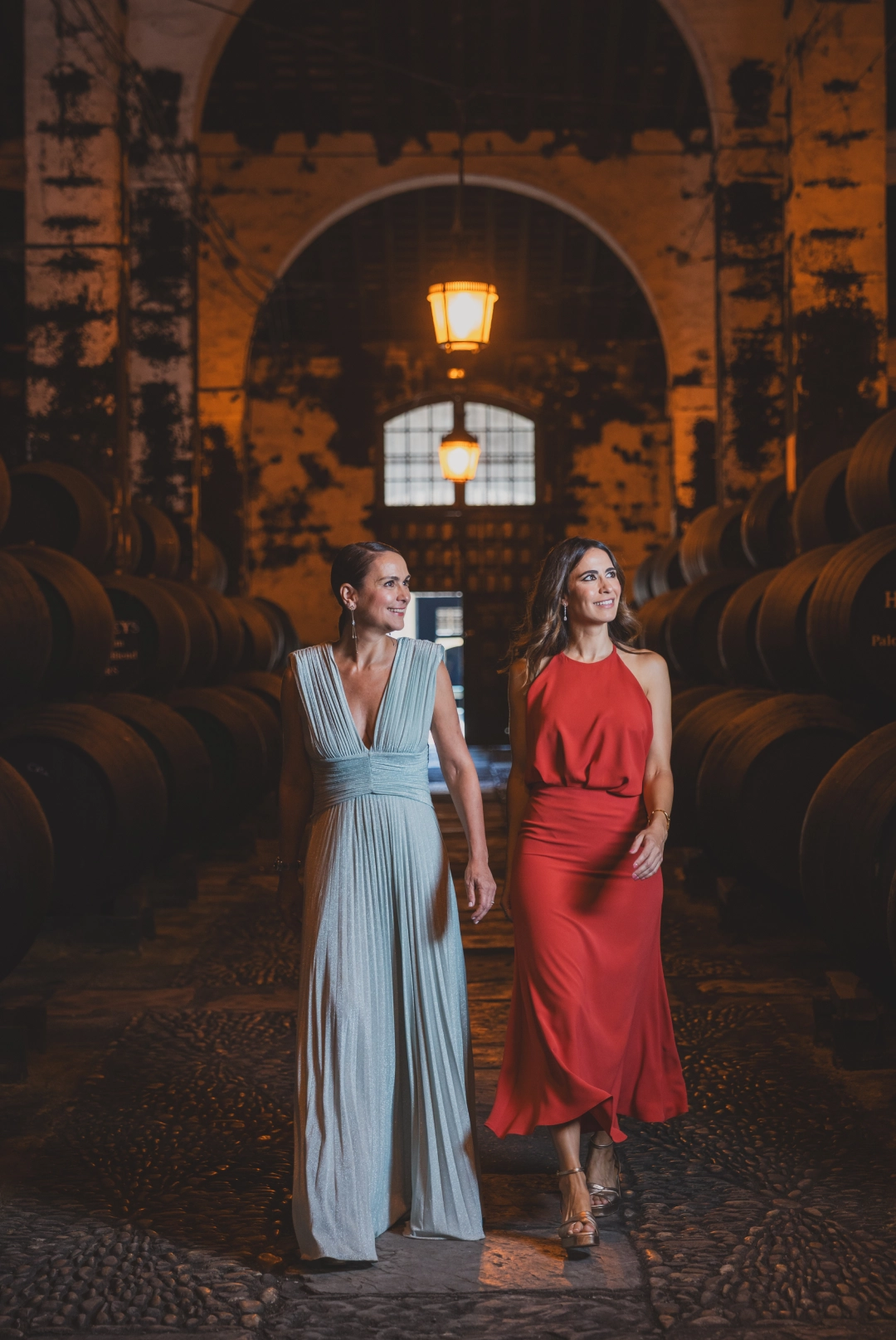 Foto de Ainhara Viñarás y Ana Núñez-Milara