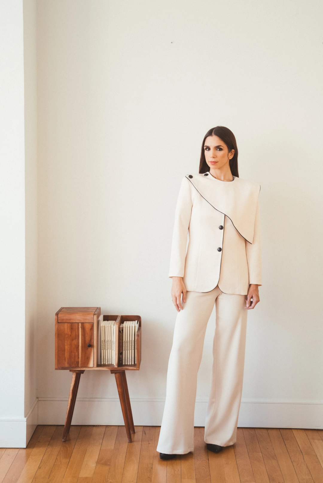 Foto uno de Elena Furiase con el look uno