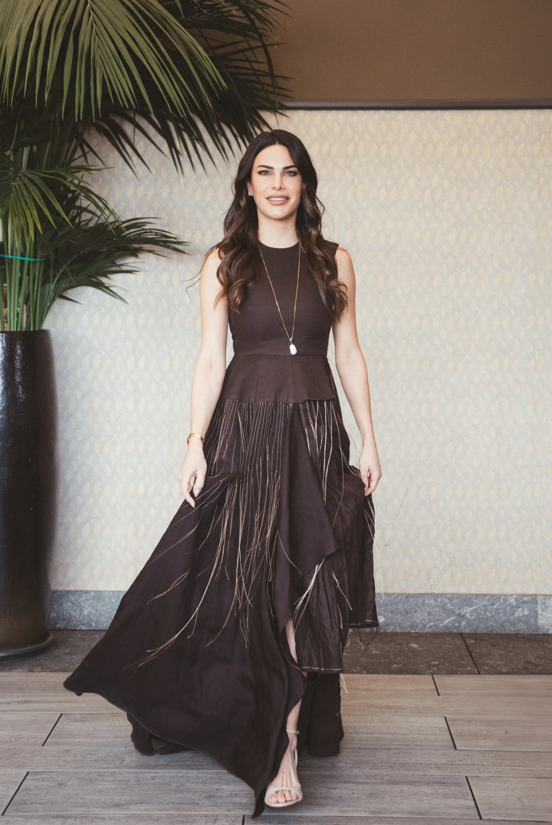 Foto dos de Carla Barber con el look uno