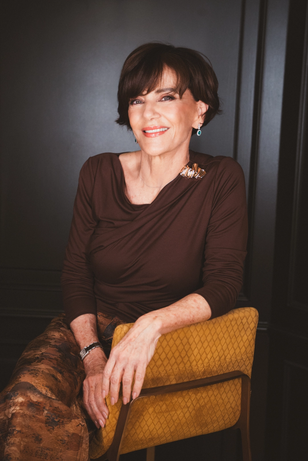 Foto uno de Rosa Barber con el look dos