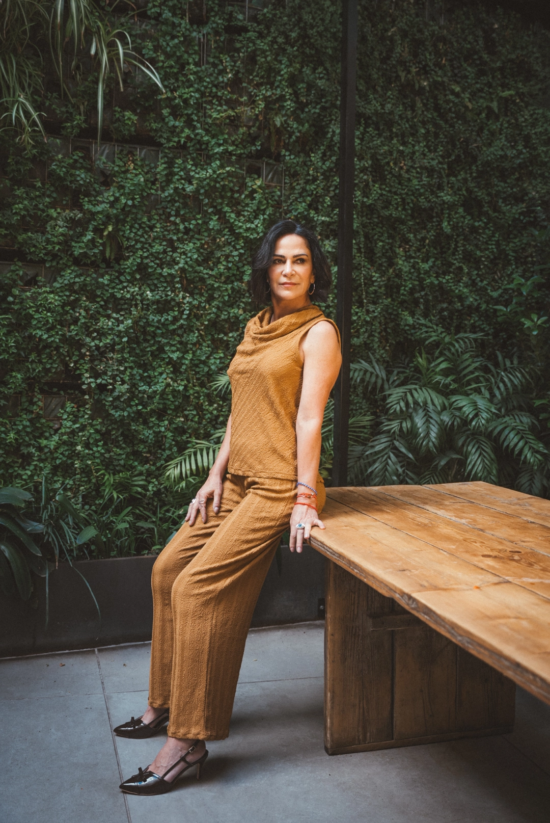 Foto uno de Lydida Cacho con el look uno