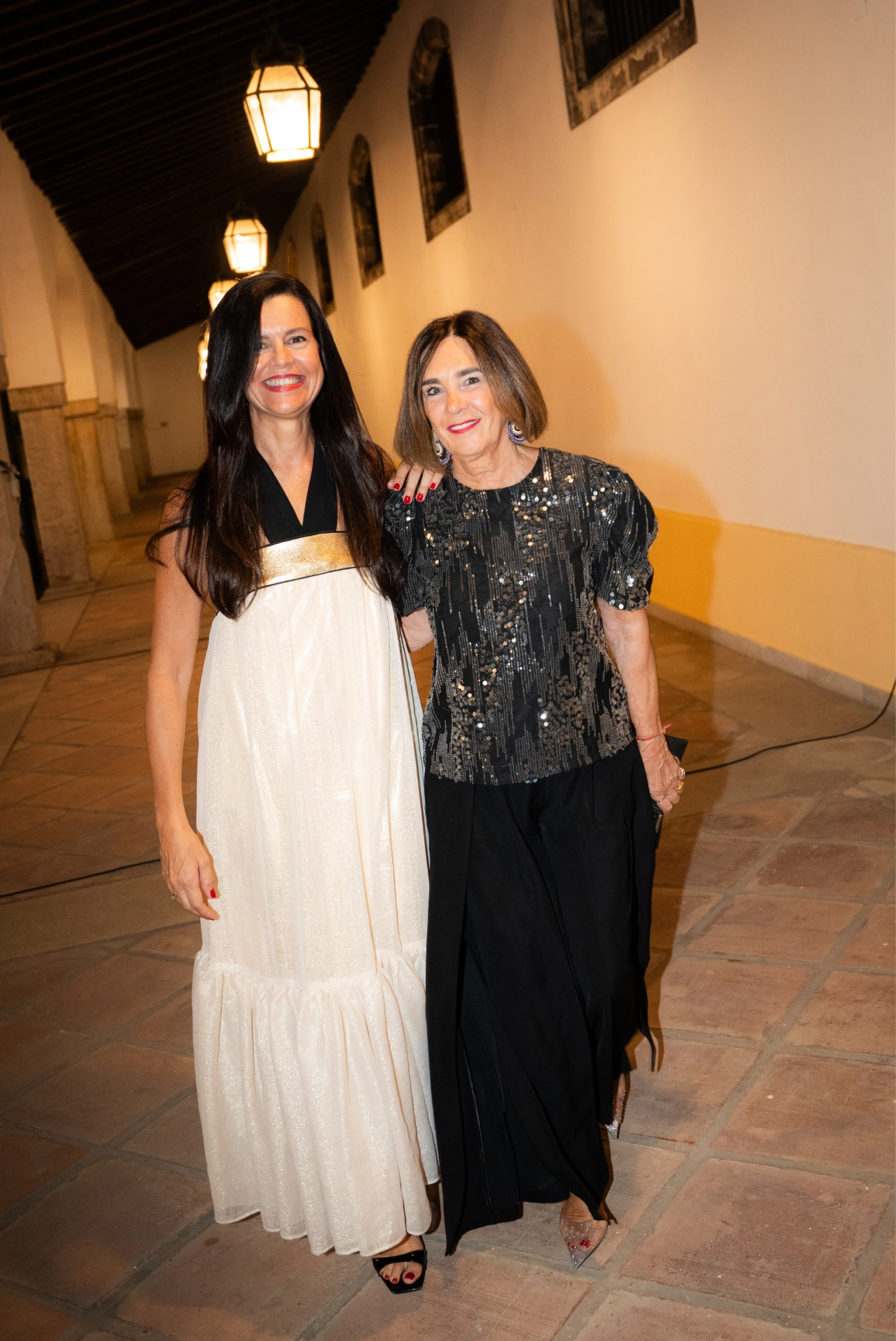 Pilar Dalbat y Charo Izquierdo