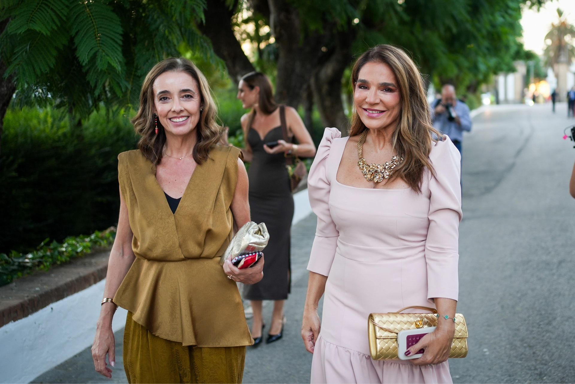 Marta Manzano y Raquel Bollo