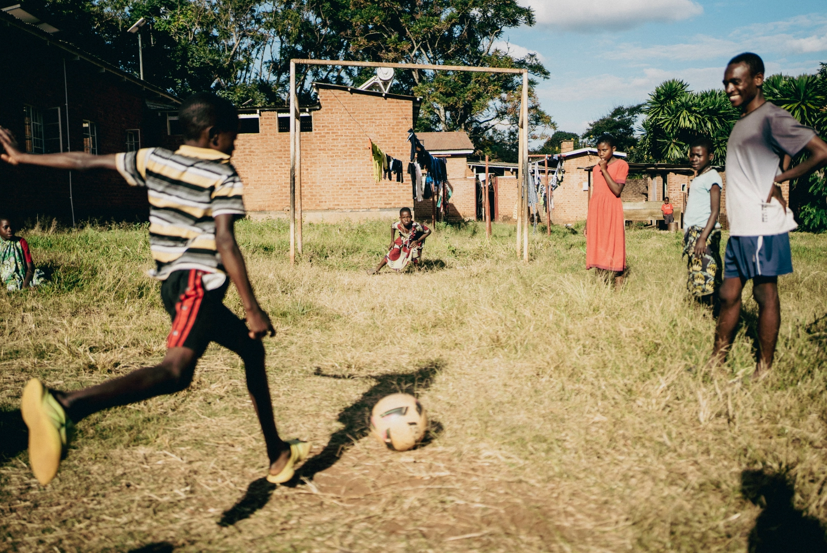 Foto cinco del orfanato en el centro de Malawi