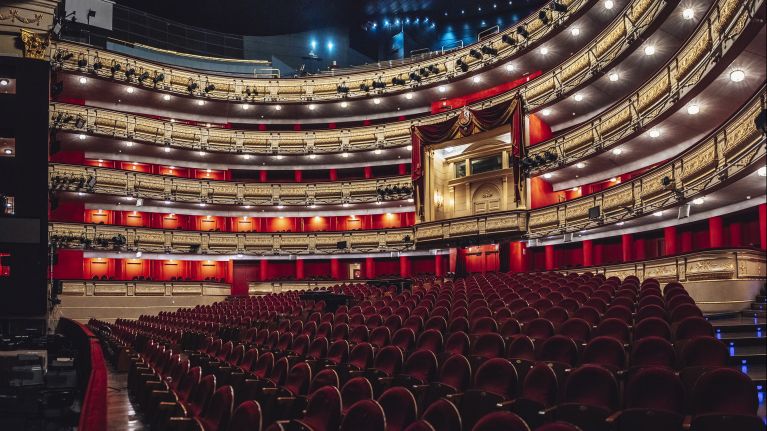 Descubre los secretos del Teatro Real en una visita exclusiva y personalizada