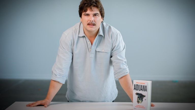 Asiste a la presentación de Aduana, el libro de Brais Cedeira